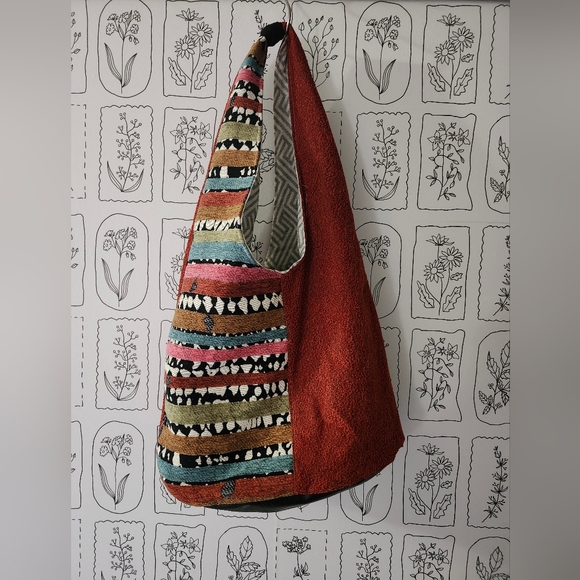 Purse - Picture 1 of 2